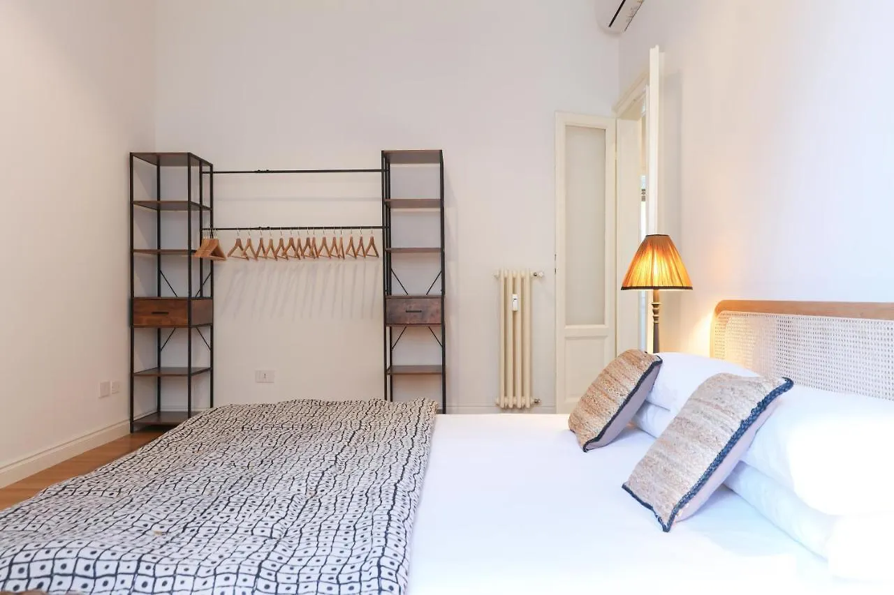 Adelaide Elegant Apartments Milan