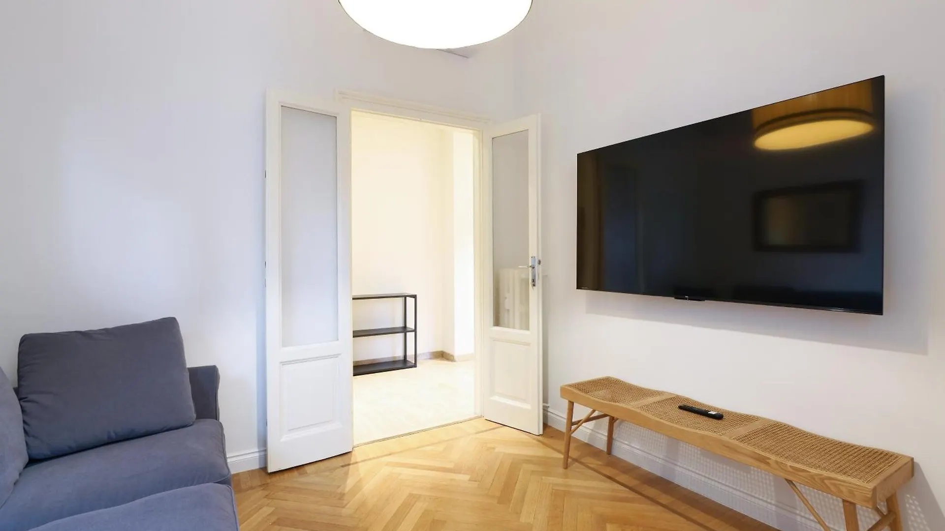 Adelaide Elegant Apartments Milan 0*,  Italy