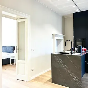 Apartment Comecasa Fashion In Via Mantova, Milan