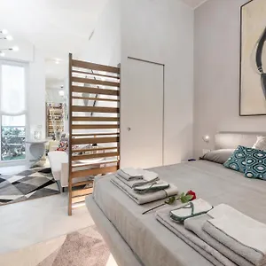 Apartment Falcone, 5 - Downtown, Milan