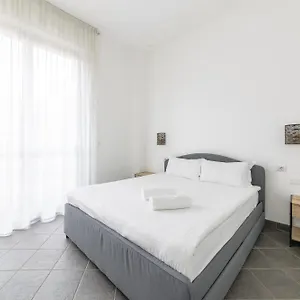Apartment Garibaldi 59, Milan